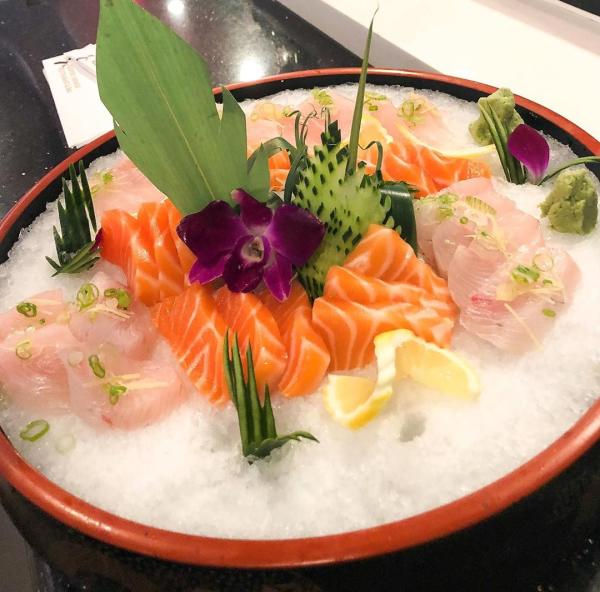 Salmon and yellowtail sashimi at Keepers Japanese Cuisine.