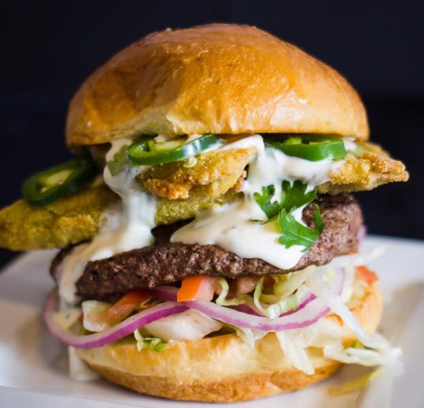 Chile-Relleno-Burger-Stuft-620x596