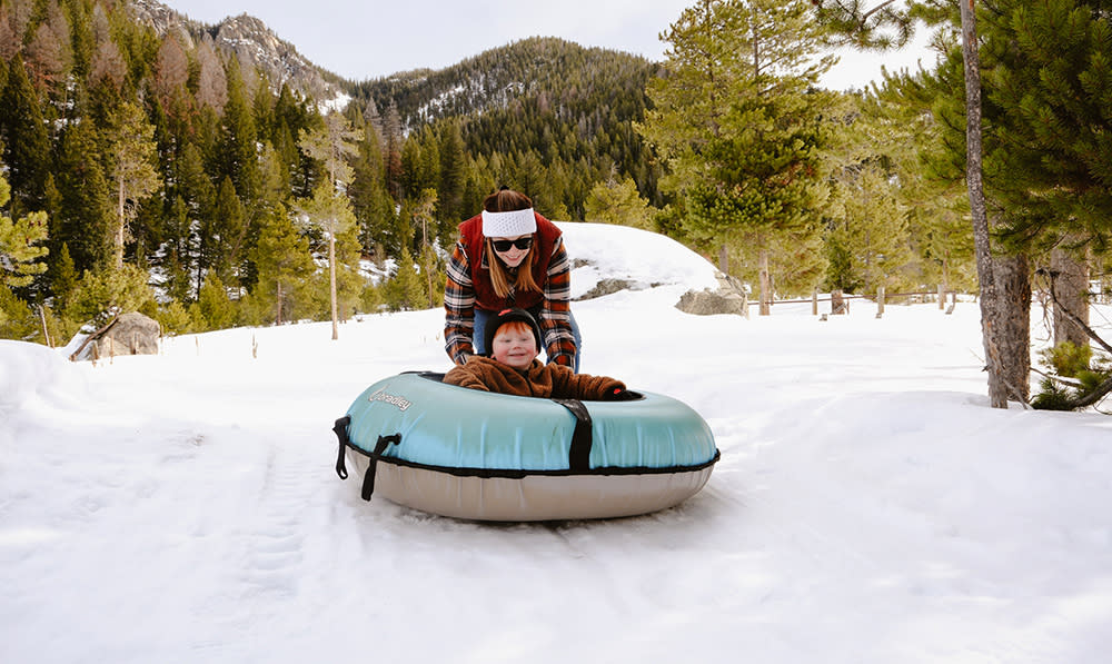 Arapaho Valley Ranch Family Sledding and Tubing - Granby, Colorado