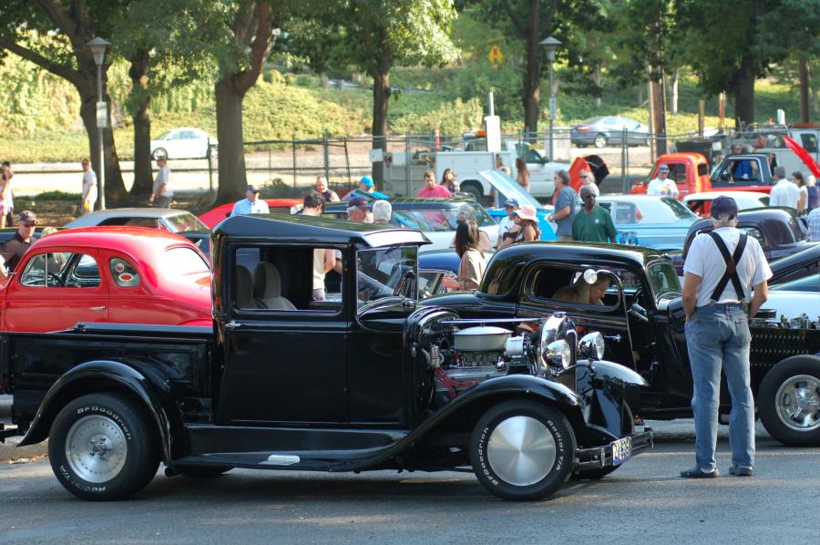 Return to Renton Classic cars