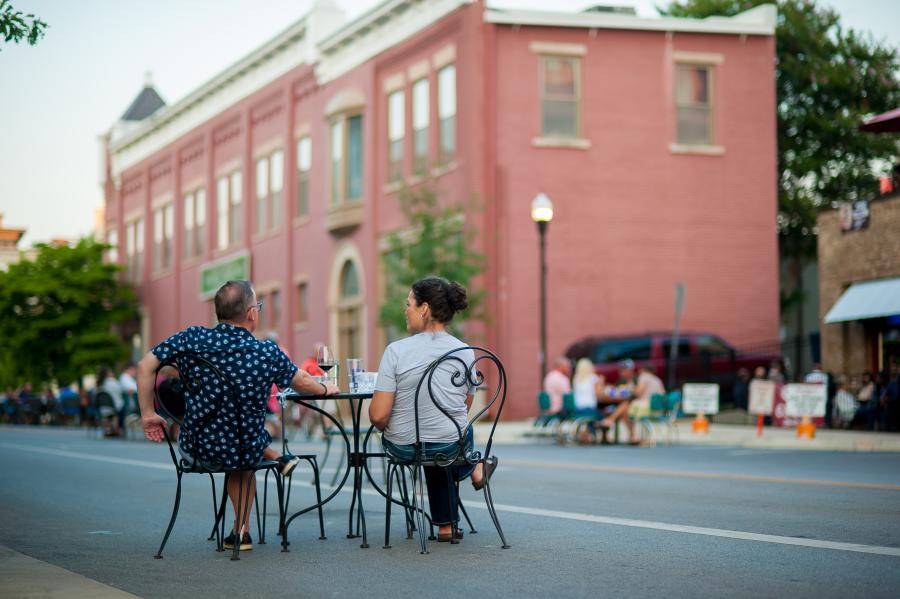 Outdoor Dining Huntsville, AL