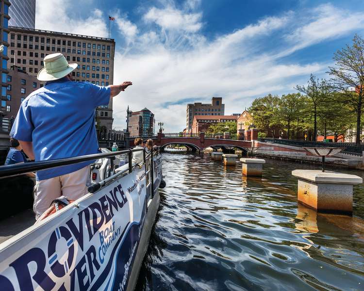 River boat and harbor tour company in Providence, RI