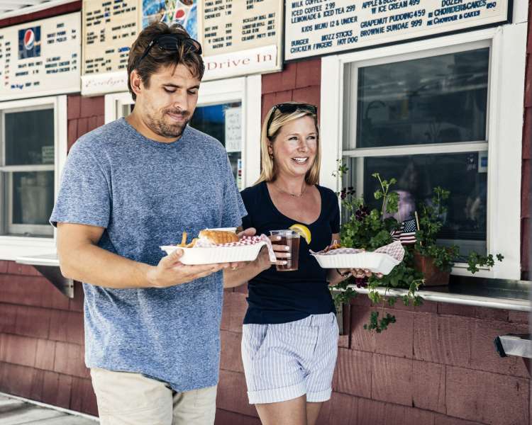 Evelyn's Drive-thru Clam Shack
