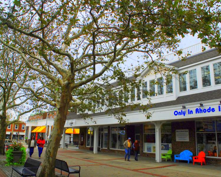 Long Wharf Mall