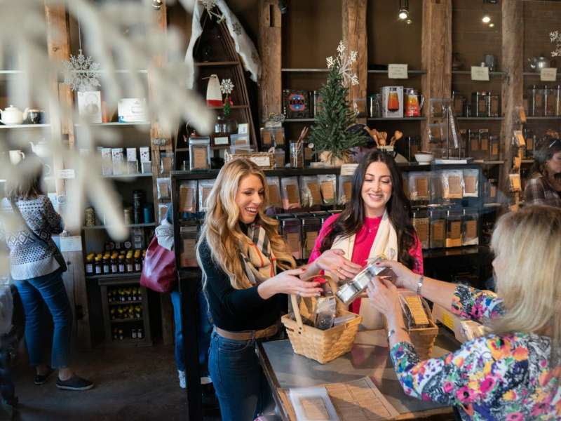 Holiday Shopping in Temecula Valley
