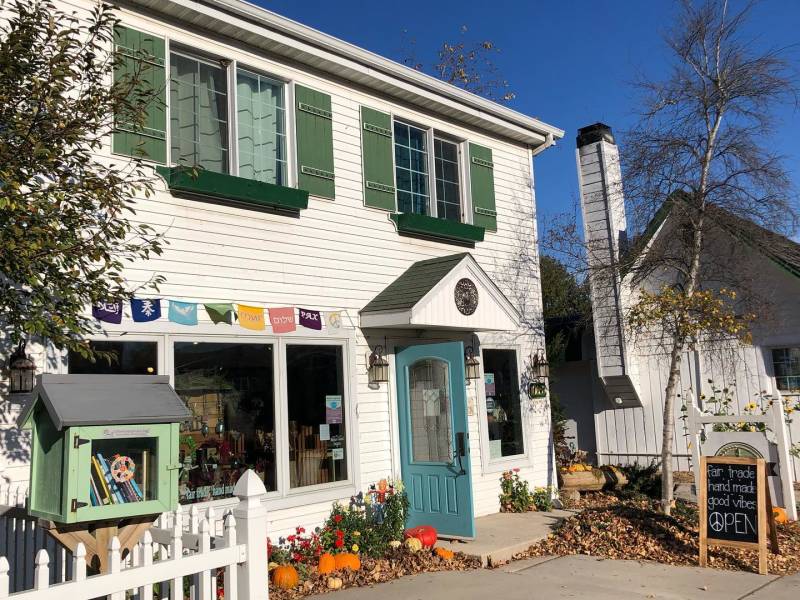 Boutiques, Retail, & Specialty Goods kindgoods