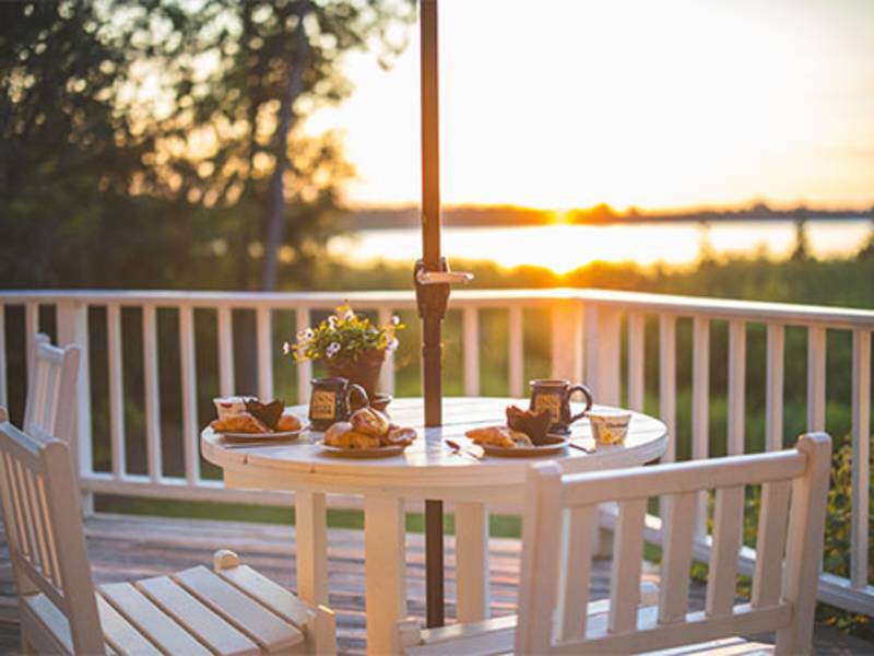 Bed & Breakfasts Blacksmith Inn On The Shore