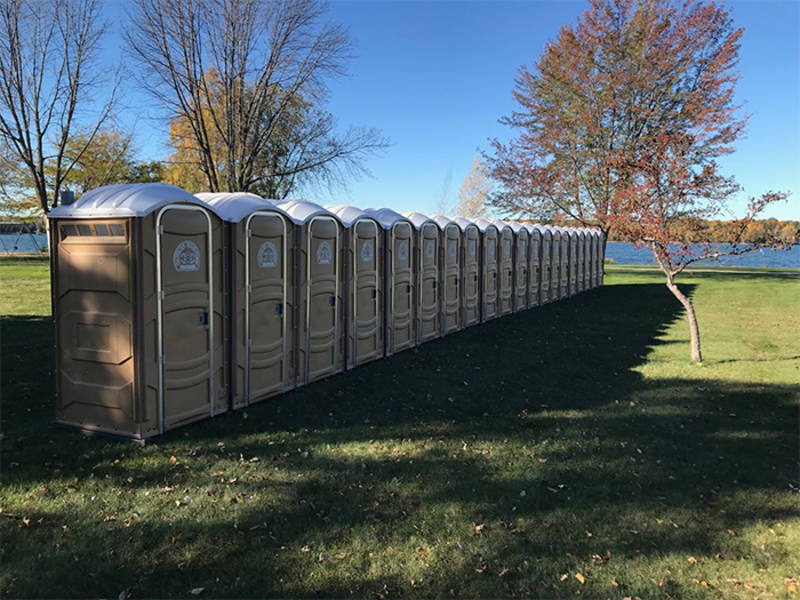 Captain Commodes