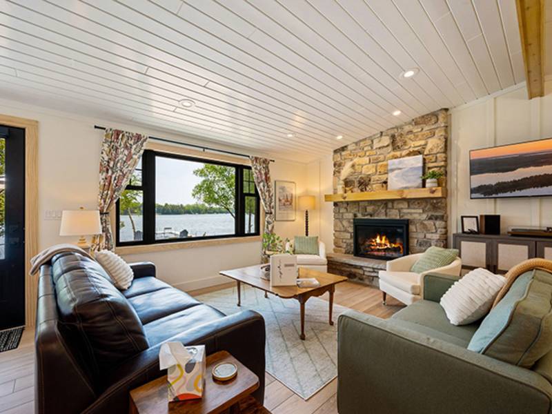 Find Lodging in Door County Chicory Lake House