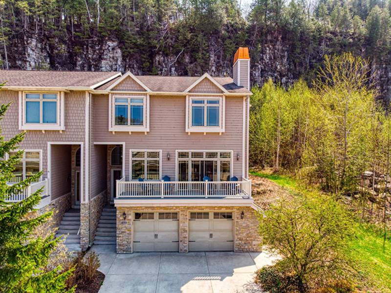 Wheelchair-Accessible Lodging Cottage Row Retreat