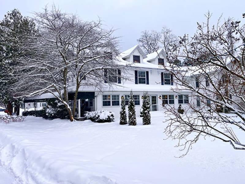 Find Lodging in Door County Eagle Harbor Inn