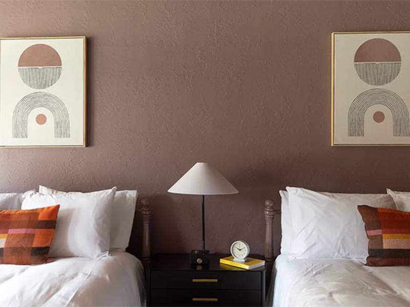 Hotels, Motels, & Inns The Ellison Inn and Lounge
