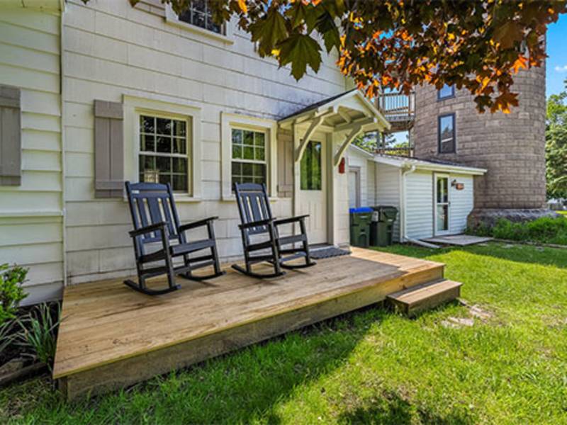 Find Lodging in Door County Fish Creek Farmhouse