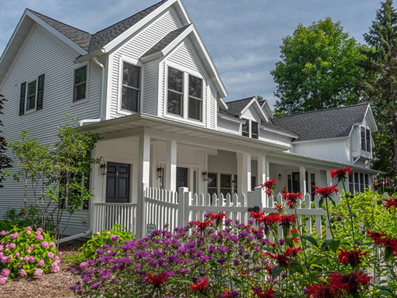 Find Lodging in Door County Heritage Harbor House