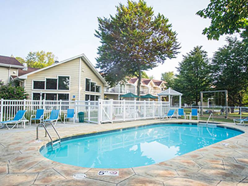 Hotels, Motels, & Inns Somerset Inn & Suites