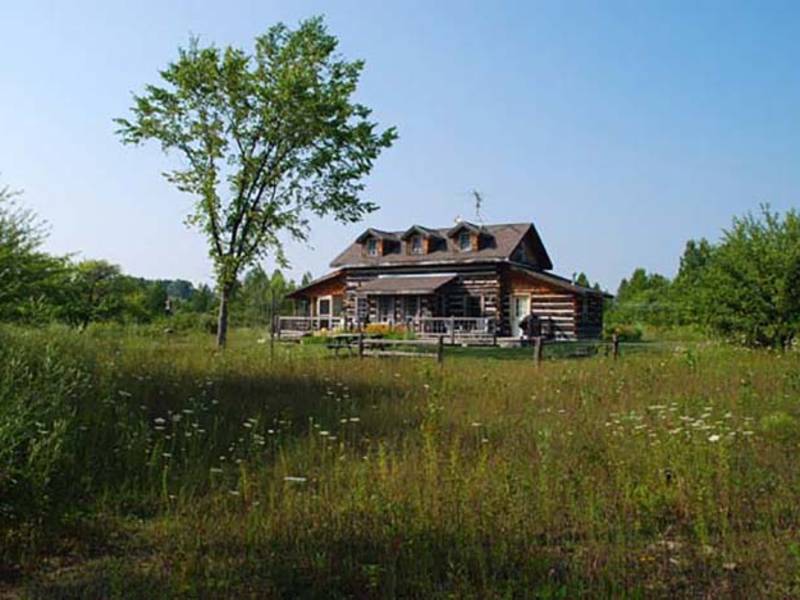 Log Cabins Dovetail Acres
