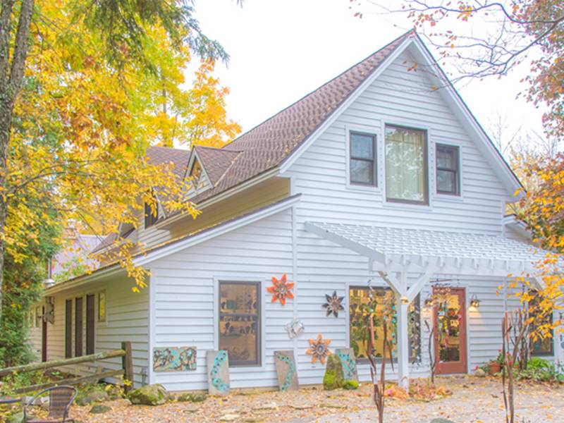 Boutiques, Retail, & Specialty Goods Plum Bottom Gallery