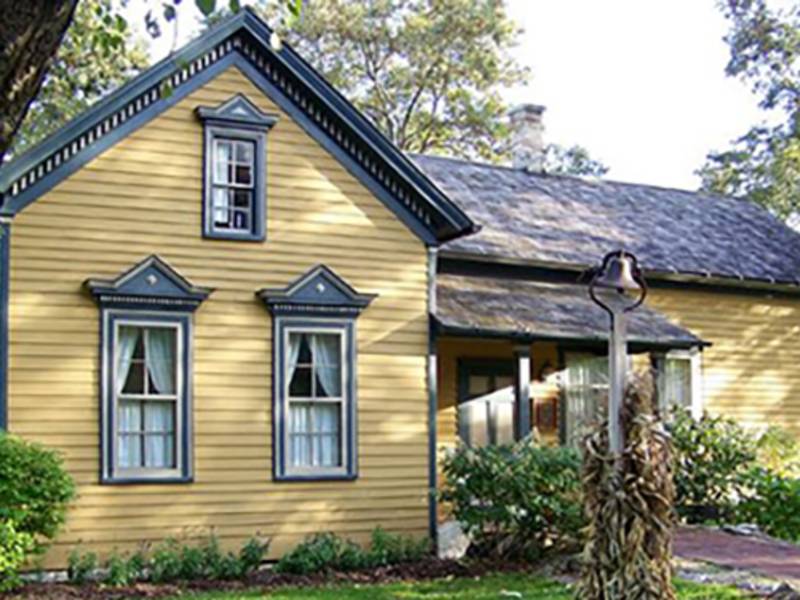 Scenic Tours Corner of the Past/Old Anderson House Museum