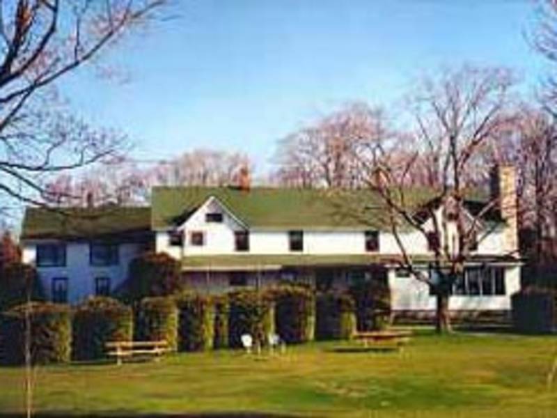 Hotels, Motels, & Inns Gibson’s West Harbor Resort