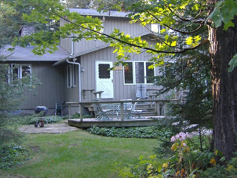 Find Lodging in Door County Merry Breeze Lake House