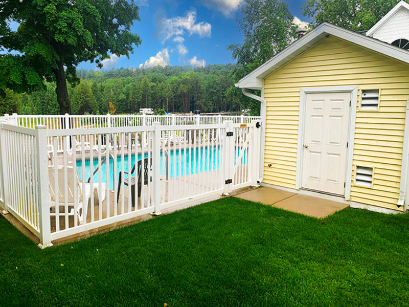 Find Lodging in Door County Little Yellow Cottage