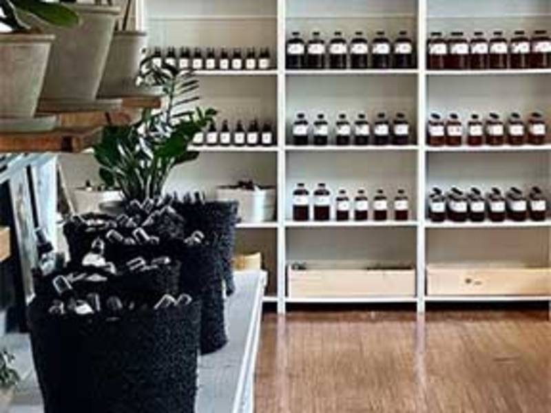Midsömmar Apothecary & Luminarium