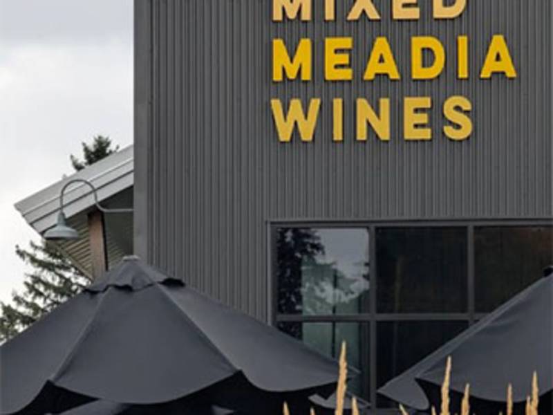 Wine & Wineries Mixed Meadia Wines