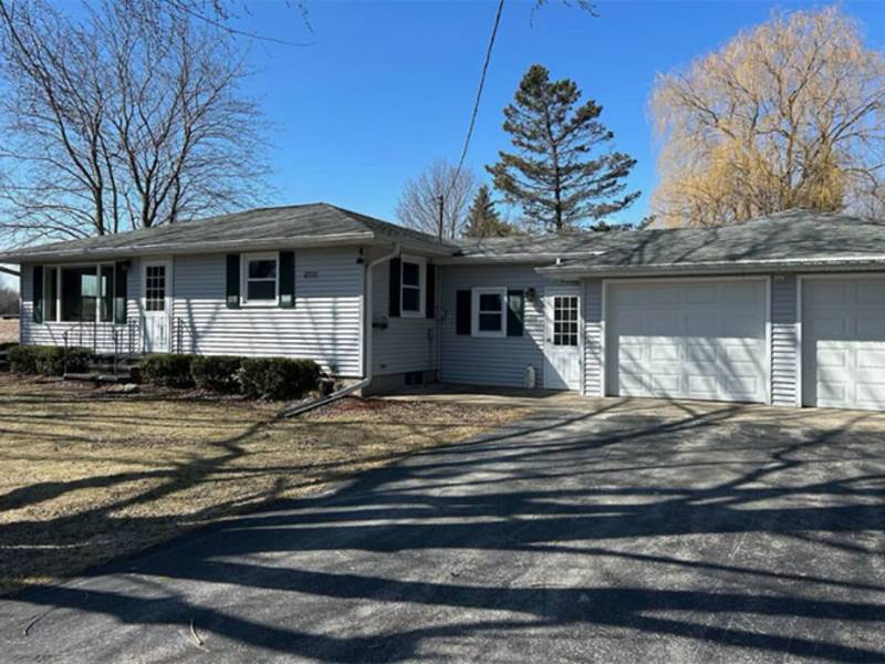Find Lodging in Door County Pier Life Investments LLC