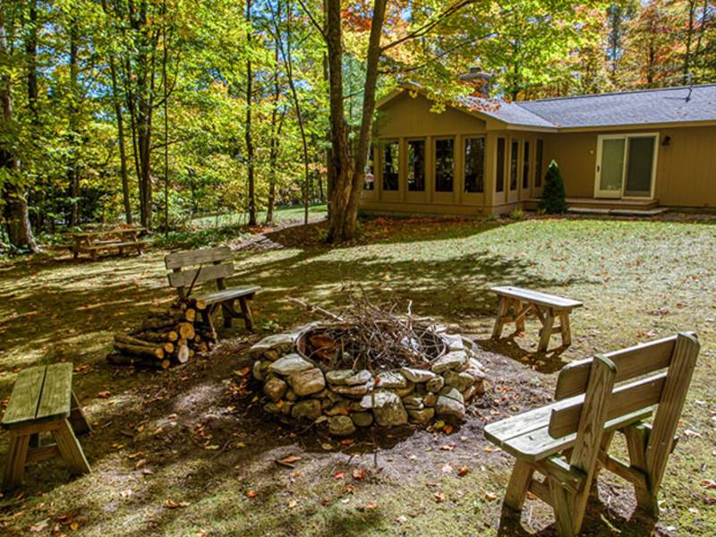 Find Lodging in Door County Roo Retreat