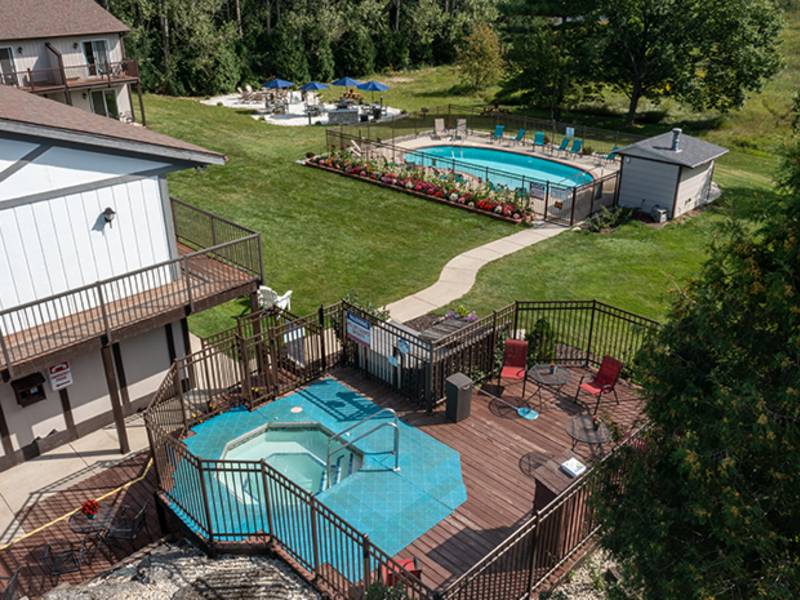 Hotels, Motels, & Inns Sister Bay Inn
