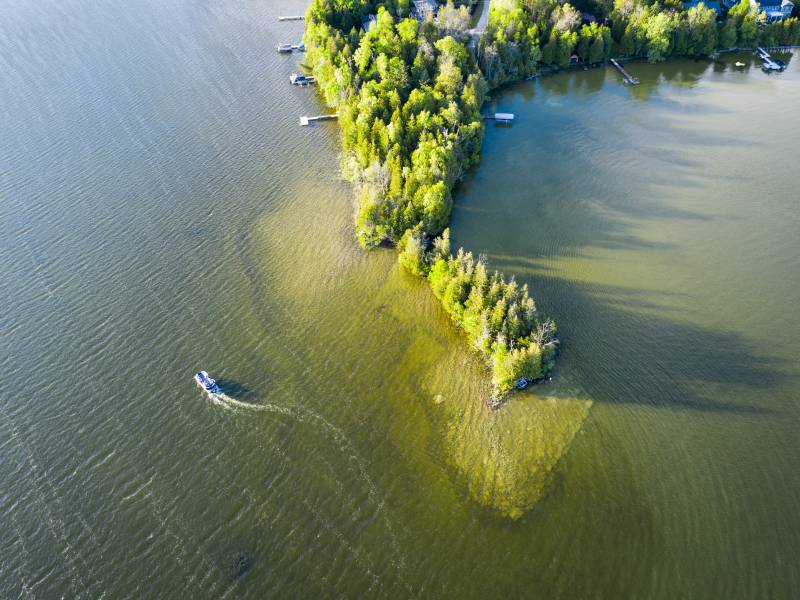 Find Lodging in Door County Point on Clark Lake, The