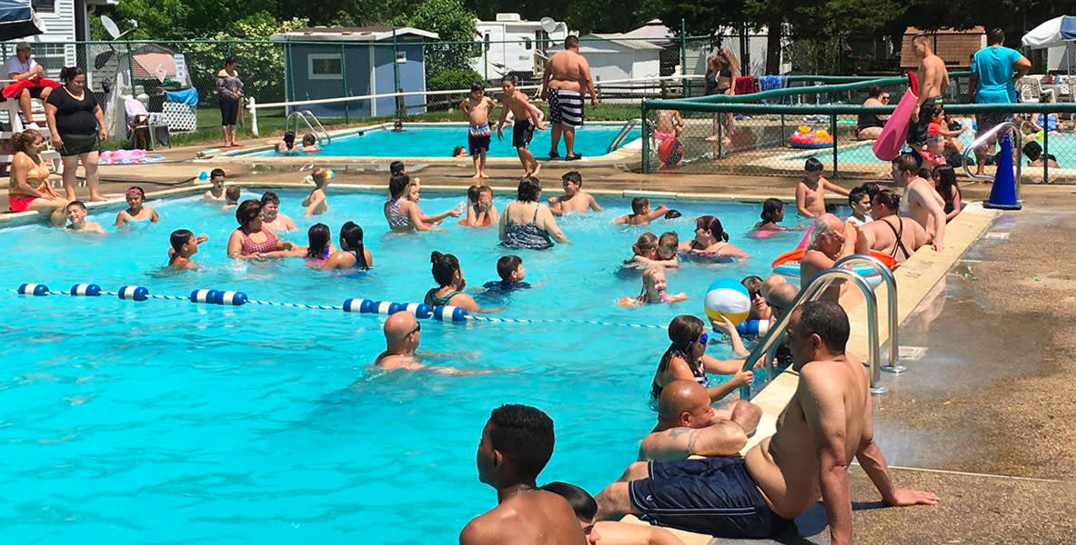 Lakeshore Camp Resort pool
