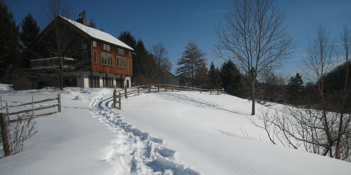 Glasbern Inn Winter 03 Discover Lehigh Valley Header Slide Crop