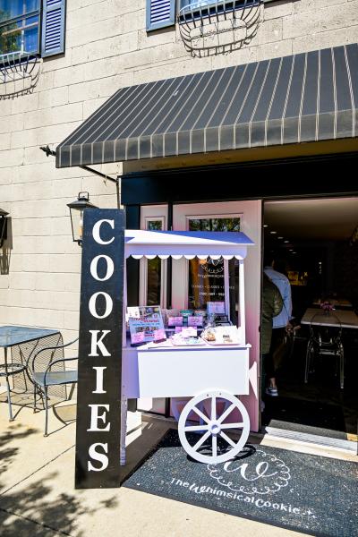 Whimsical Cookie Exterior & Cookie Cart