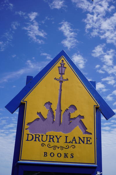 The sign adjacent to Drury Lane Books