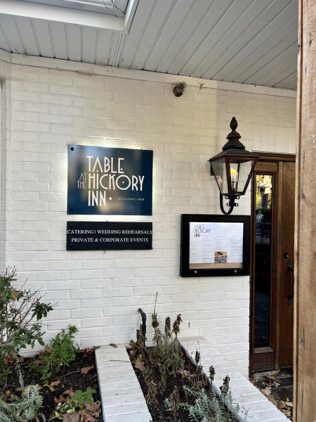 Table at Hickory Inn Exterior