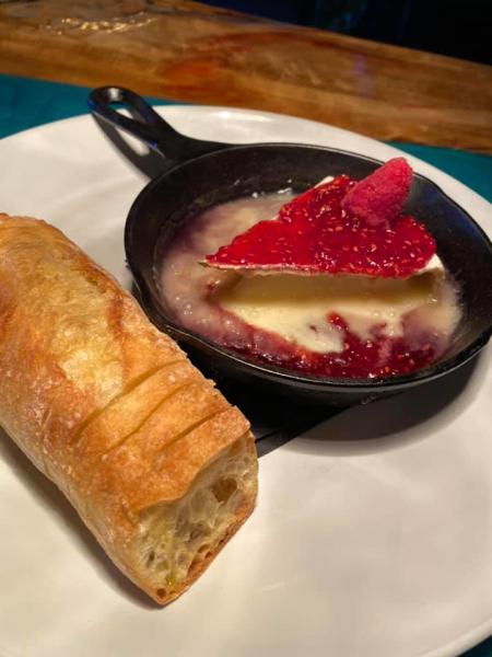 baked brie from repertoire restaurant in florence ky