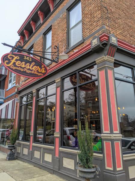 exterior photo of fessler's legendary pizza and hoagies in bellevue ky