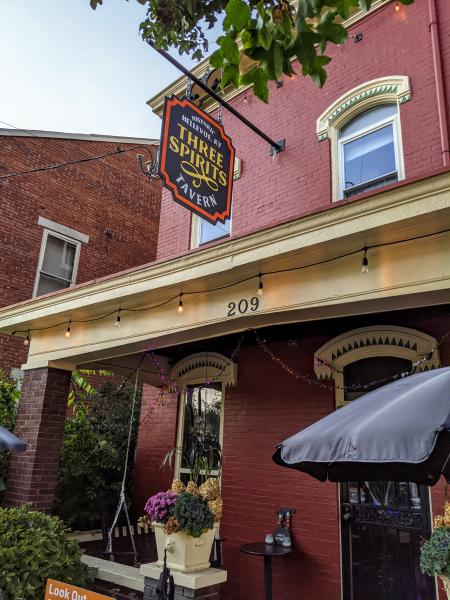 three spirits tavern exterior and sign