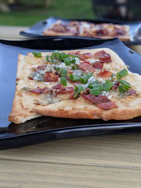 three spirits tavern flatbreads