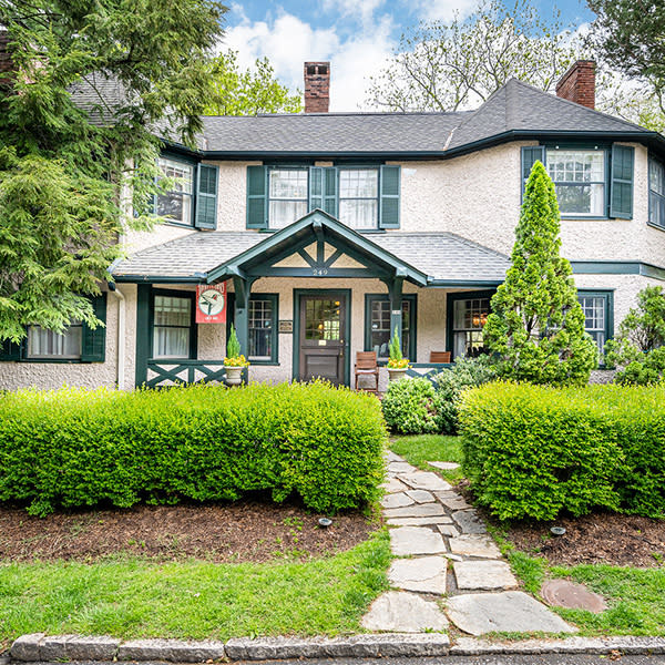 Pinecrest B&B cropped for microsite