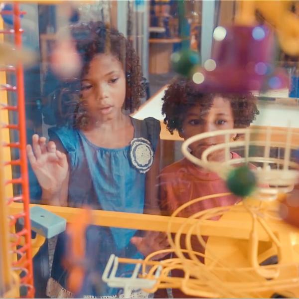 Kids looking at a display at the WonderLab in Bloomington