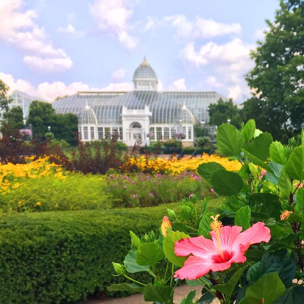 Franklin Park Conservatory surrounded by flowers