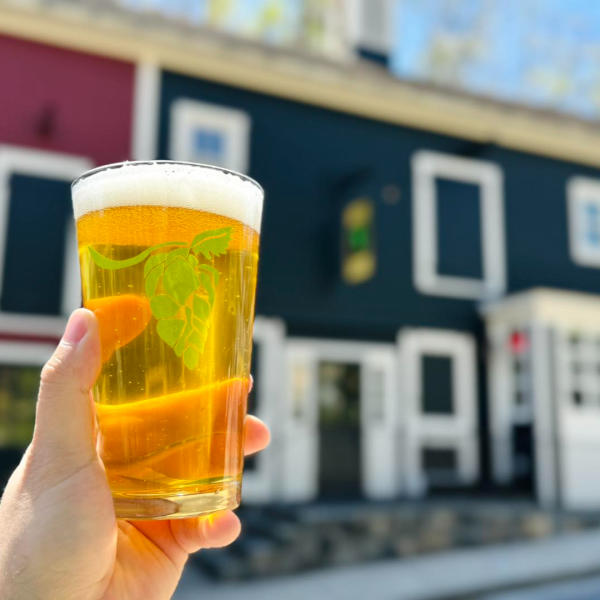 Manor Hill Tavern
