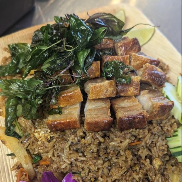 bloom thai cuisine basil fried rice