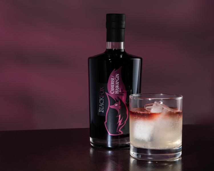 Black-Fox-Farm-And-Distillery-Haskap-Mule-Gin-Cocktail
