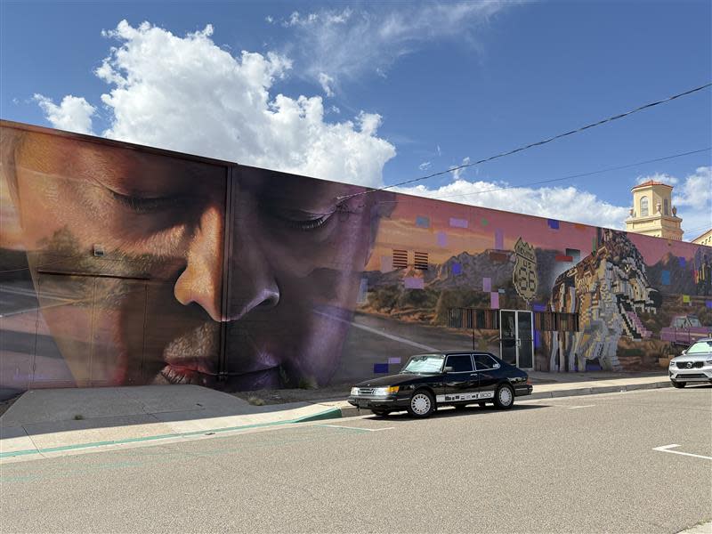 Noe Barnett and Travis Black Route 66 Remixed