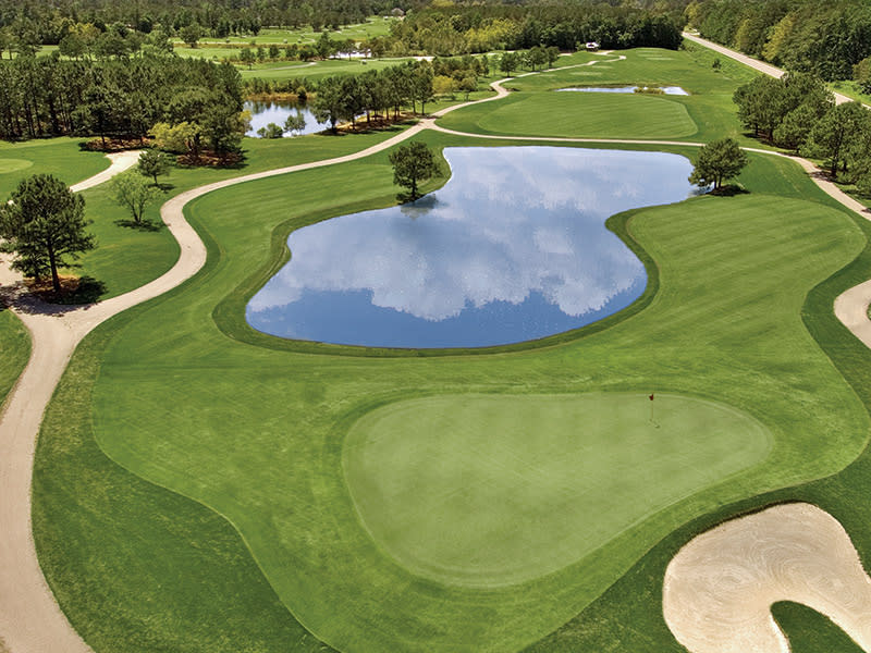 Photo courtesy of Meadowlands Golf Club