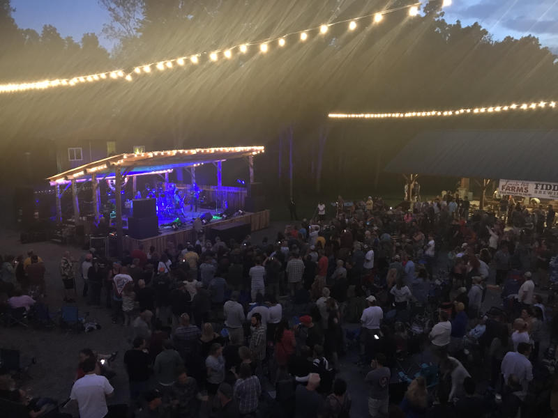Lincoln Hill Farms Live Music