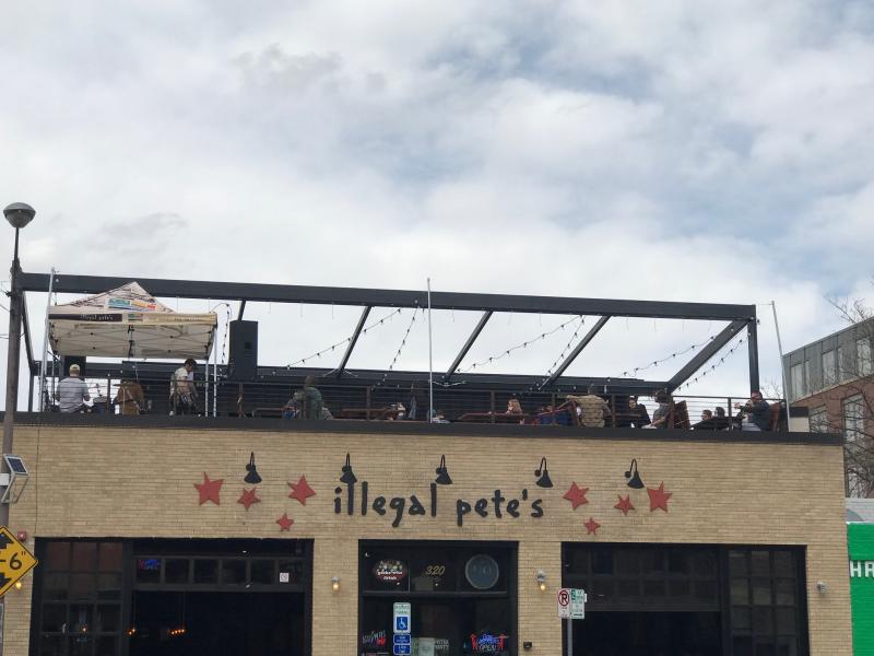 Illegal Pete's patio
